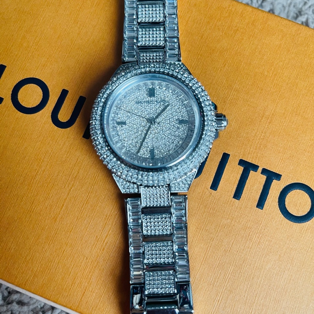 ⏱ Beautiful Michael Kors Watch ⏱